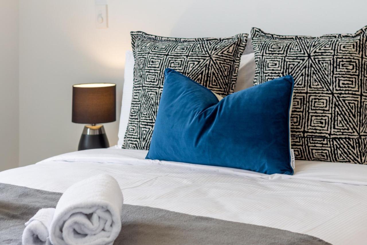 Apartment Upper Riccarton Dream - 2 Bed 2 Bath W/carpark *